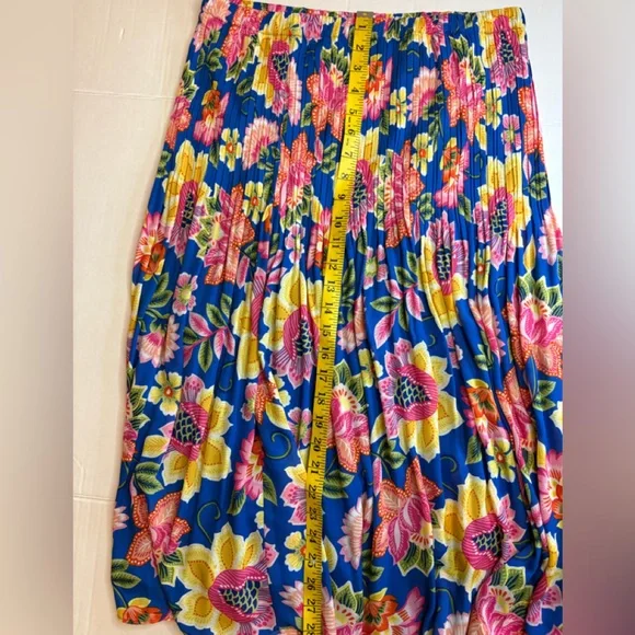 Elle Blue Floral Midi Skirt with Pink and Yellow Blooms - Picture 7 of 16
